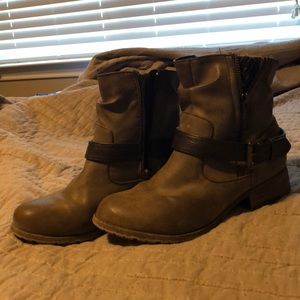 Brown short boots